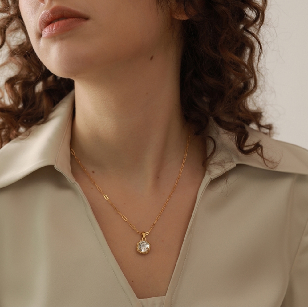 Shiny Square Red Diamond Necklace - Picture 8 of 9